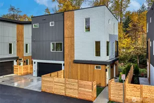 10626 E Riverside Dr, Bothell, WA 98011 - Photo 26