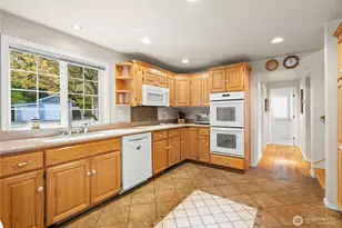 8320 E Grapeview Loop Rd, Allyn, WA 98524 - Photo 8