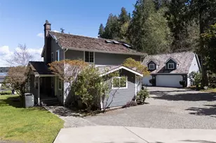8320 E Grapeview Loop Rd, Allyn, WA 98524 - Photo 36