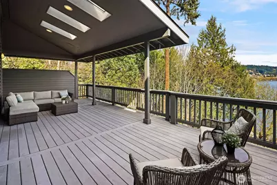 1458 W Lake Sammamish Parkway NE, Bellevue, WA 98008 - Photo 10