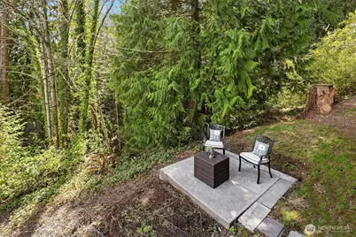 1458 W Lake Sammamish Parkway NE, Bellevue, WA 98008 - Photo 34