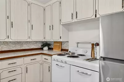 10016 13th Avenue NW, Seattle, WA 98177 - Photo 10