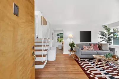 10016 13th Avenue NW, Seattle, WA 98177 - Photo 2