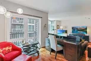 699 John St, Seattle, WA 98109 - Photo 14