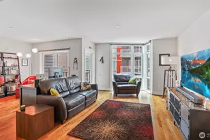 699 John St, Seattle, WA 98109 - Photo 12