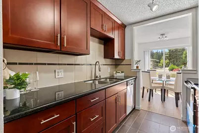 12701 NE 9th Place #D209, Bellevue, WA 98005 - Photo 10