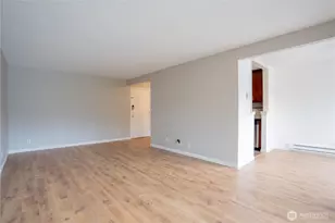 12701 NE 9th Pl, Bellevue, WA 98005 - Photo 4