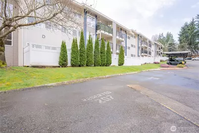 12701 NE 9th Place #D209, Bellevue, WA 98005 - Photo 16