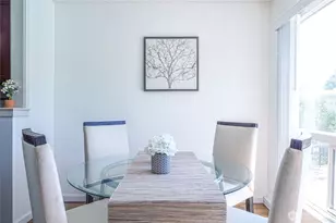 12701 NE 9th Pl, Bellevue, WA 98005 - Photo 10