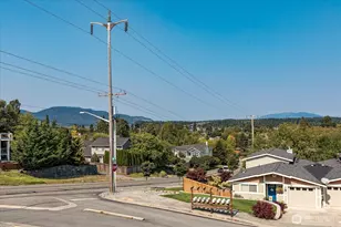 2119 20th St, Anacortes, WA 98221 - Photo 24