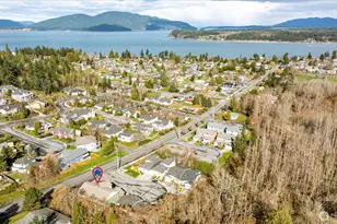 2119 20th St, Anacortes, WA 98221 - Photo 2