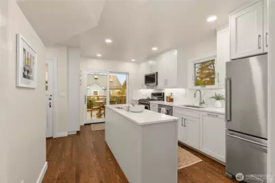 821 NW 57th Street, Seattle, WA 98107 - Photo 10