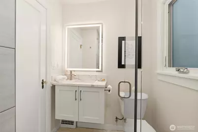 821 NW 57th Street, Seattle, WA 98107 - Photo 12