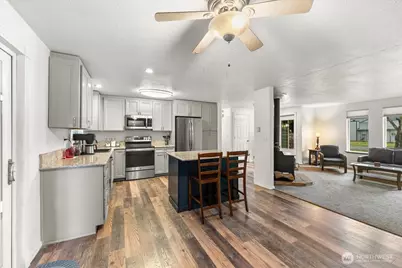 12025 220th Avenue Ct E, Bonney Lake, WA 98391 - Photo 8