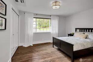 5205 W Mercer Pl, Mercer Island, WA 98040 - Photo 28