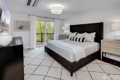 5205 W Mercer Place, Mercer Island, WA 98040 - Photo 22