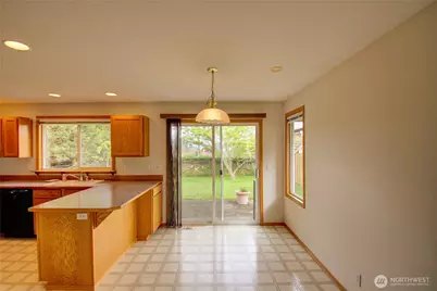 3419 G Avenue, Anacortes, WA 98221 - Photo 14