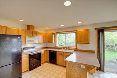 3419 G Avenue, Anacortes, WA 98221 - Photo 10