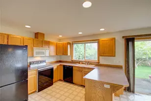 3419 G Ave, Anacortes, WA 98221 - Photo 10