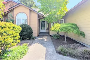 3419 G Ave, Anacortes, WA 98221 - Photo 2