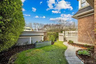 939 21st Ave E, Seattle, WA 98112 - Photo 30