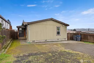 1910 2nd Ave W, Bremerton, WA 98312 - Photo 2