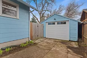 1810 Harney, Vancouver, WA 98660 - Photo 24