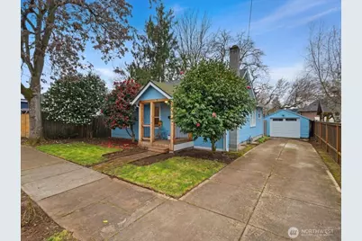 1810 Harney, Vancouver, WA 98660 - Photo 2