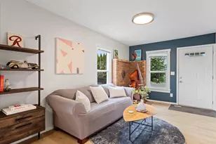 1810 Harney, Vancouver, WA 98660 - Photo 4