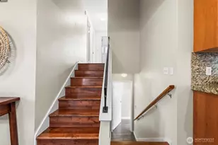 8642 University Point Cir NE, Bremerton, WA 98311 - Photo 16