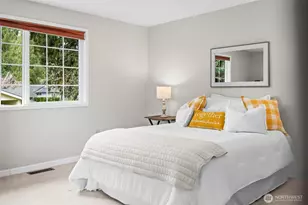 8642 University Point Cir NE, Bremerton, WA 98311 - Photo 20