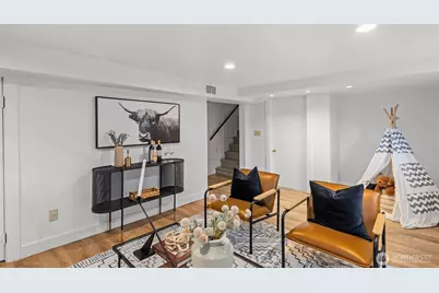 9732 15th Avenue NE, Seattle, WA 98115 - Photo 24