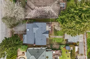 9732 15th Ave NE, Seattle, WA 98115 - Photo 36