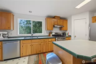 12358 Huckleberry Ln, Sedro Woolley, WA 98284 - Photo 16