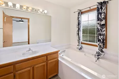 14722 45th Place W, Lynnwood, WA 98087 - Photo 26