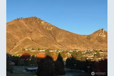 1818 Skyline Drive #23, Wenatchee, WA 98801 - Photo 14