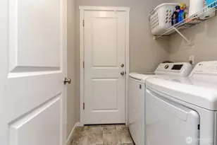 18408 Alpine Way E, Puyallup, WA 98374 - Photo 18