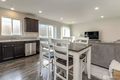 18408 Alpine Way E, Puyallup, WA 98374 - Photo 6