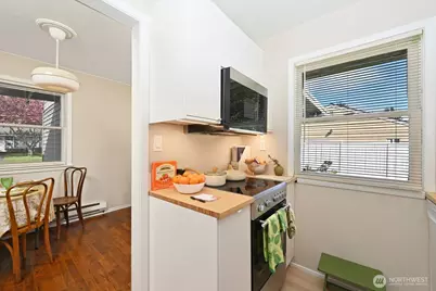 9328 31st Avenue SW, Seattle, WA 98126 - Photo 16