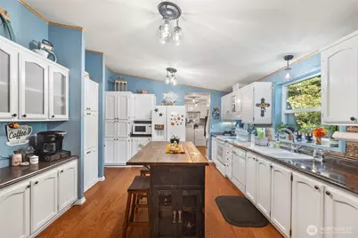 25705 51st Avenue E, Graham, WA 98338 - Photo 6