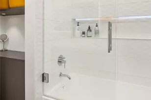 107 23rd Ave, Seattle, WA 98122 - Photo 16