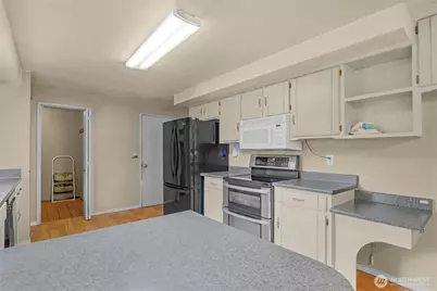 6010 86th Street NE, Marysville, WA 98270 - Photo 8