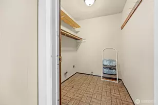 6010 86th St NE, Marysville, WA 98270 - Photo 10