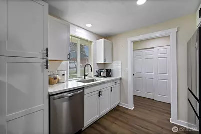 2526 Olympic Boulevard, Puyallup, WA 98374 - Photo 14