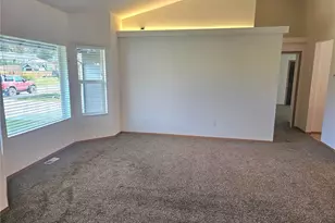 699 Myers St SE, Rainier, WA 98576 - Photo 6