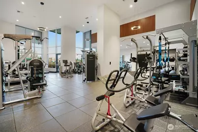 188 Bellevue Way NE #1804, Bellevue, WA 98004 - Photo 18