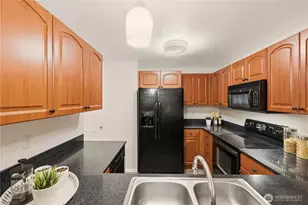 15433 Country Club Dr, Mill Creek, WA 98012 - Photo 6