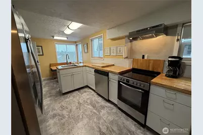 919 Pacific Avenue, Bremerton, WA 98337 - Photo 8