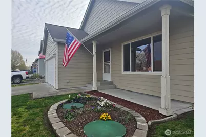 9814 Greenleaf Loop SE, Yelm, WA 98597 - Photo 4