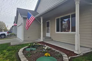 9814 Greenleaf Loop SE, Yelm, WA 98597 - Photo 4